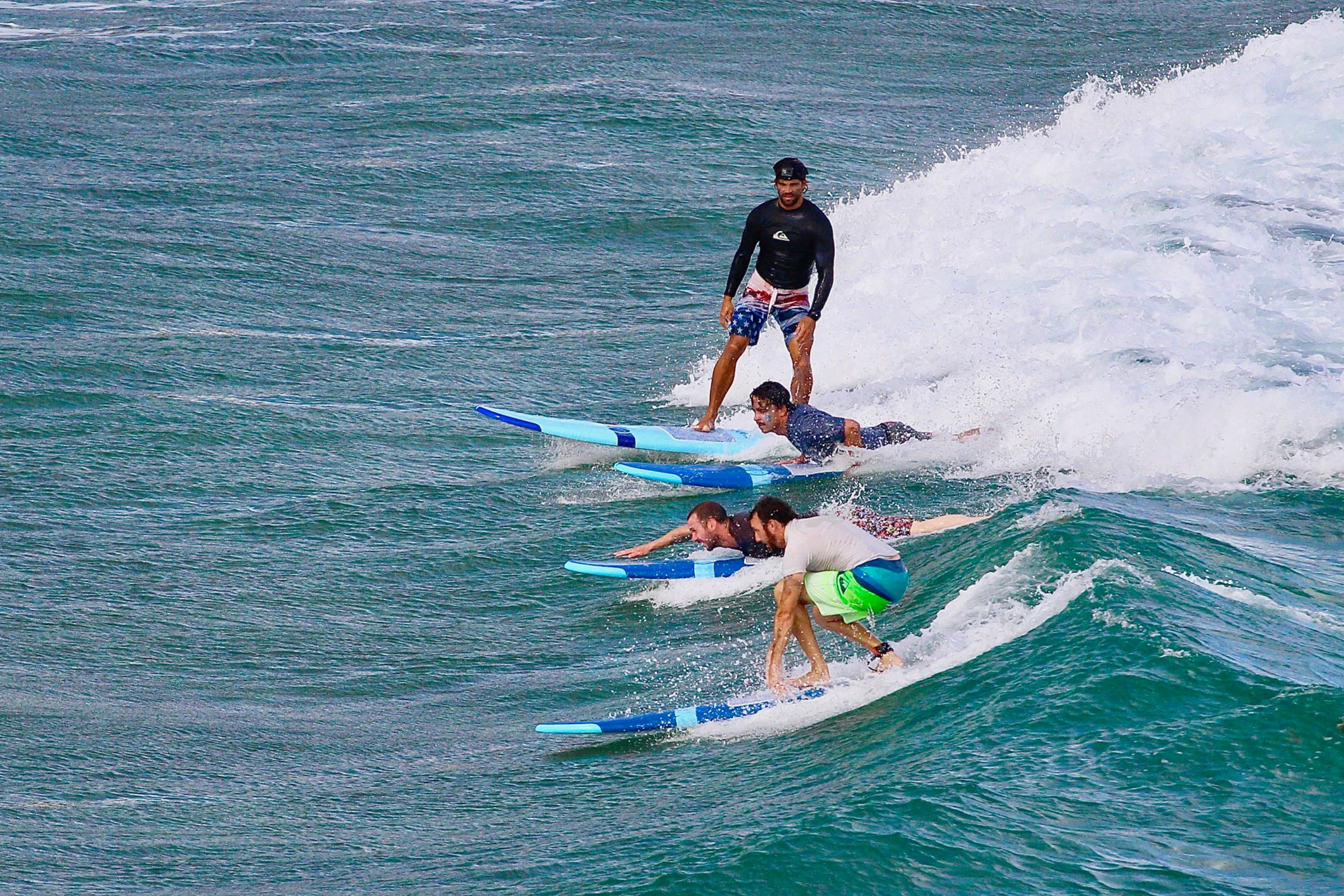 Surfeurs-Guadeloupe-Surf-Excellence