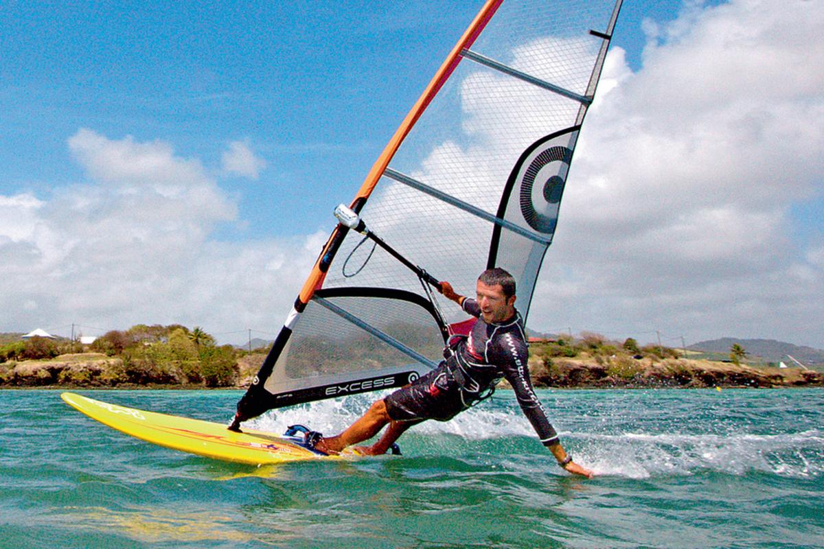 Planche-à-voile--Guadeloupe-UCPA