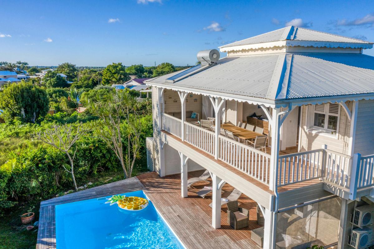 Villa de 5 chambres avec piscine à louer à ste anne guadeloupe avec vue mer